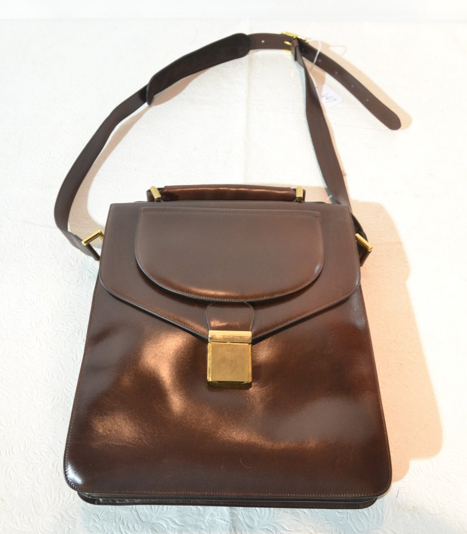 BRUNO MAGLI UOMO BROWN LEATHER HAND BAG: EXCELLENT CONDITION ; 10" x 12"