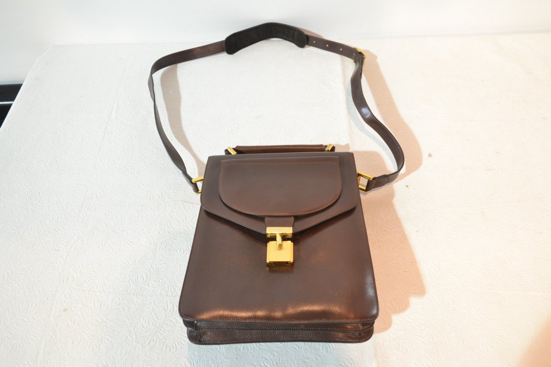BRUNO MAGLI UOMO BROWN LEATHER HAND BAG: 8 1/4" x 10 1/2"