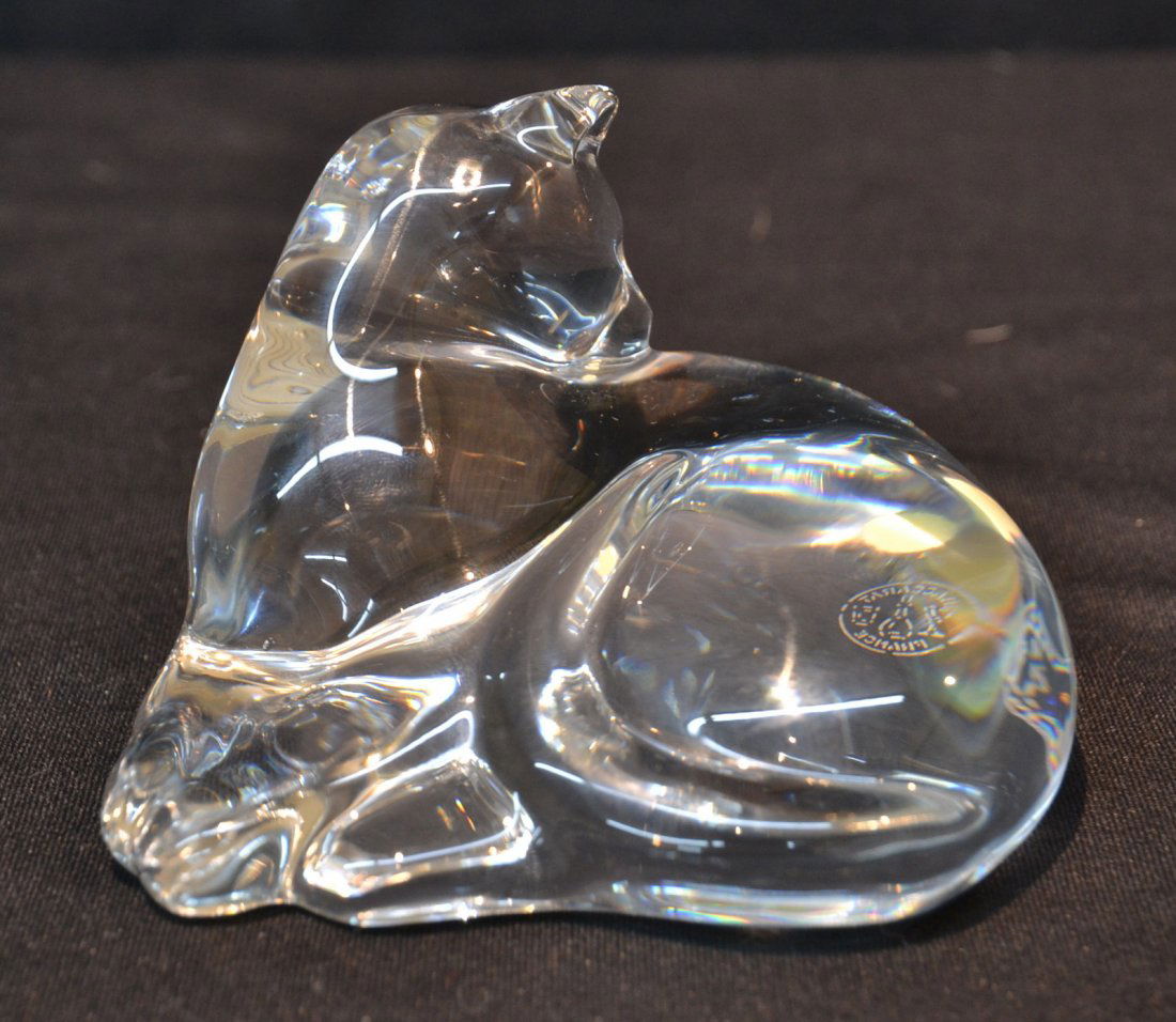 BACCARAT CRYSTAL RECLINING CAT - 4 1/2" x 3": BACCARAT CRYSTAL RECLINING CAT - 4 1/2" x 3"