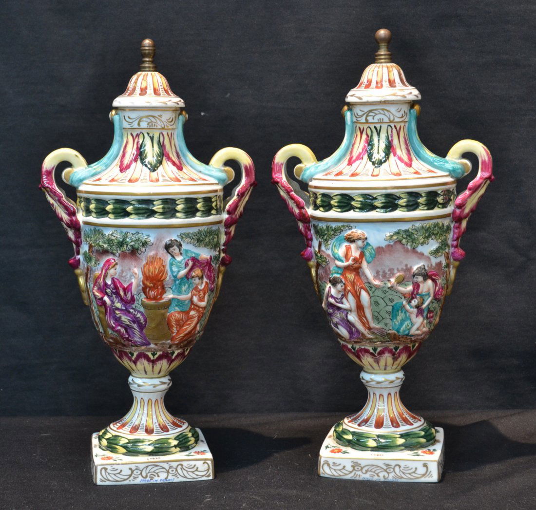 (Pr) 19thC FRENCH CAPODIMONTE STYLE COVERED URNS: 7" x 14 1/2"