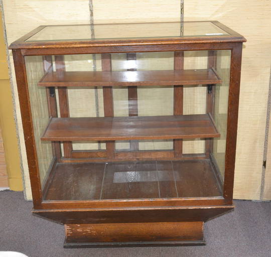 Vintage Oak "theatre Candy" Display Case