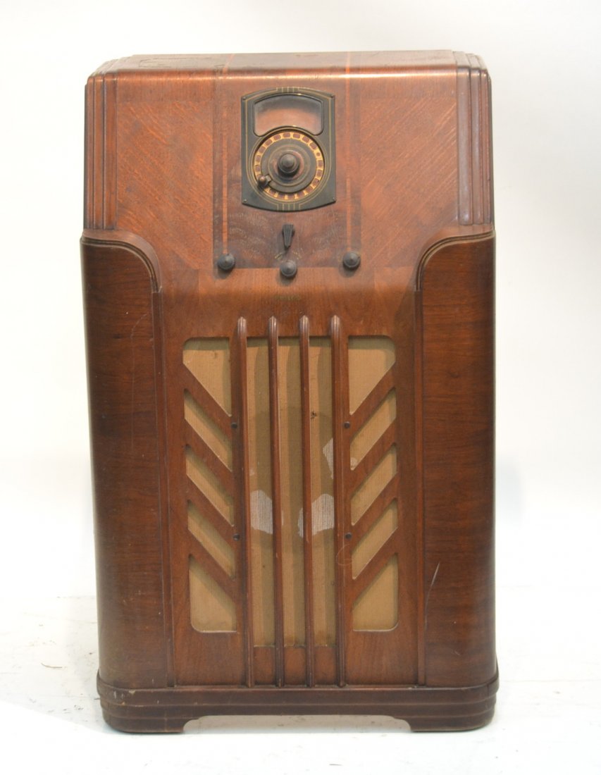 DECO PHILCO CONSOLE RADIO ; MODEL 38-2