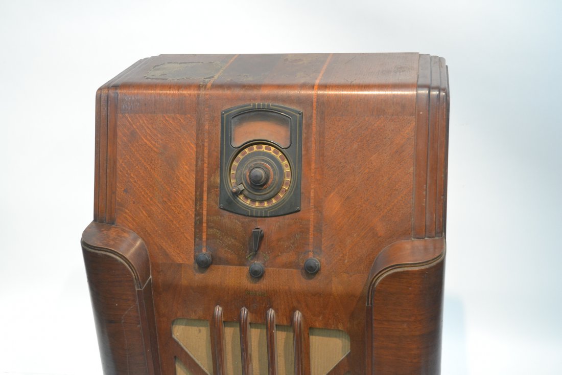 DECO PHILCO CONSOLE RADIO ; MODEL 38-2 - 3