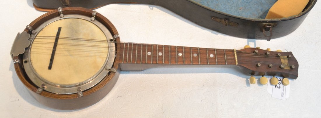 ANTIQUE WOOD & STEEL BANJO IN PRESENTATION CASE: 8" x 21 1/2"