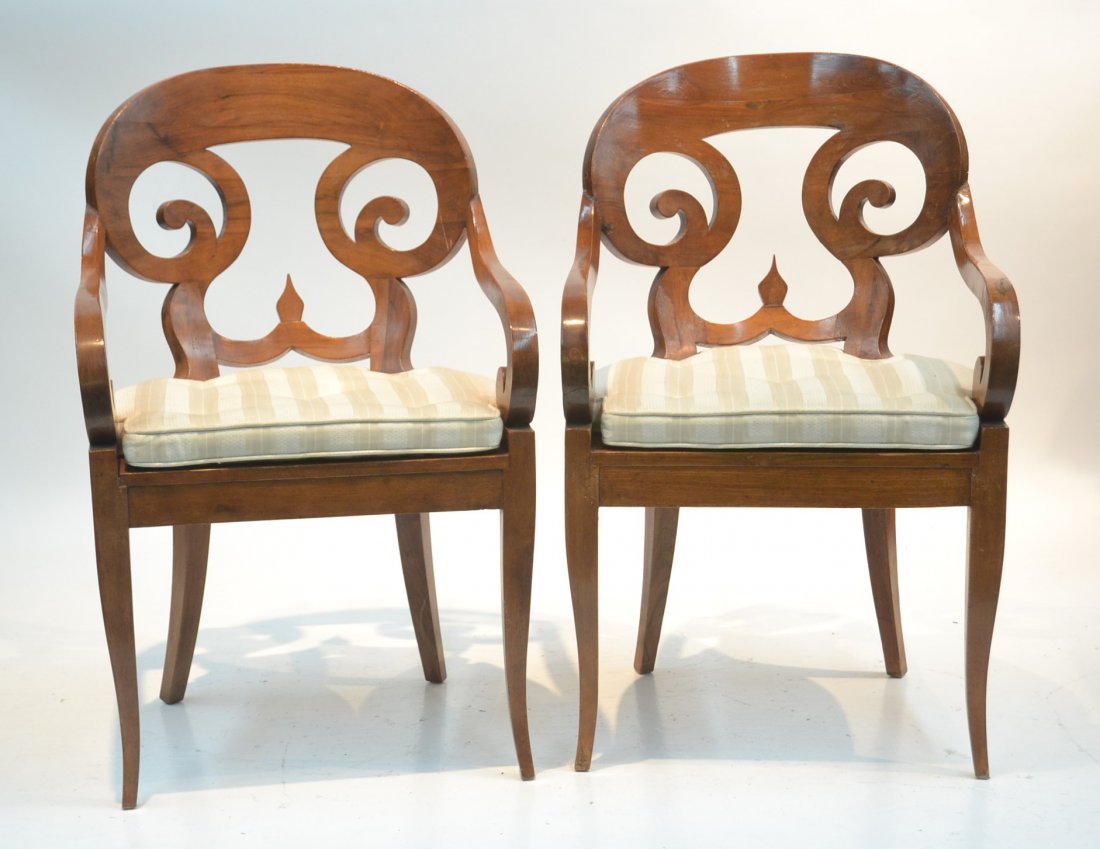 (Pr) BURLED BIEDERMEIER STYLE ARM CHAIRS: 22 1/4" x 20" x 36" (ONE REPAIR ON ARM)