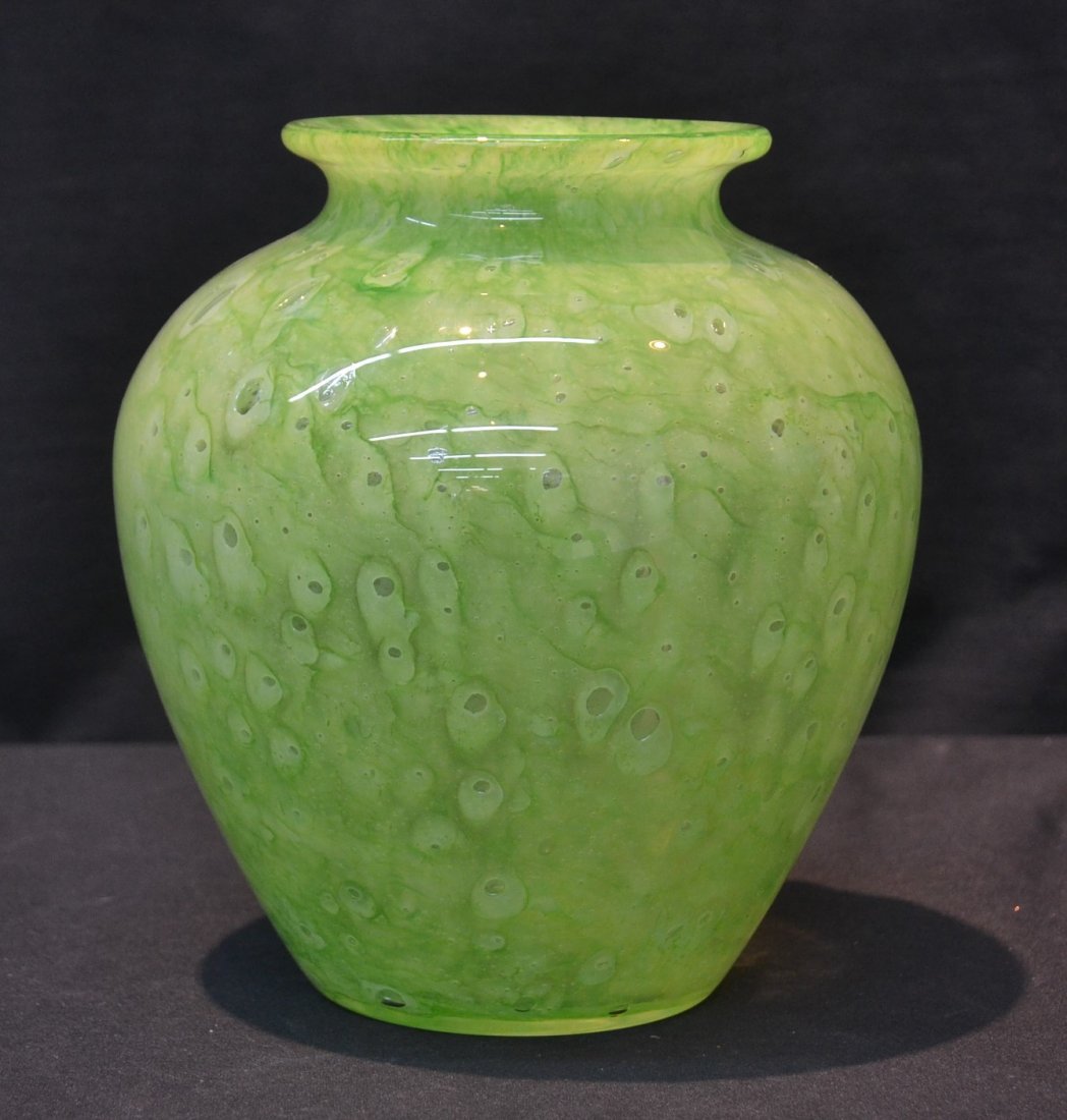 GREEN SPECKLED ART GLASS "CLUTHRA" VASE - 8" x 8 1/2": GREEN SPECKLED ART GLASS "CLUTHRA" VASE - 8" x 8 1/2"ATTRIBUTED TO STEUBEN