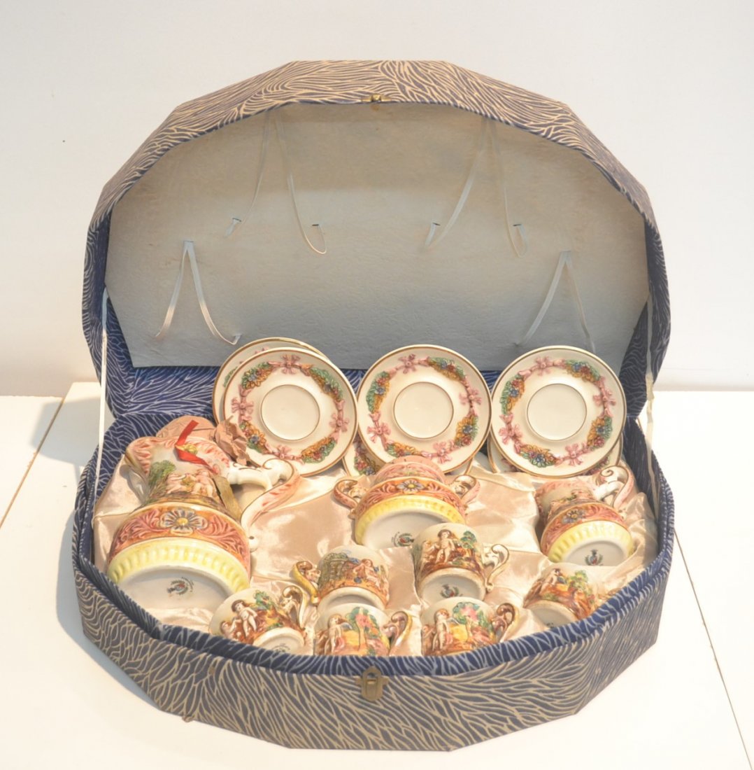 (15)pc CAPODIMONTE TEA SET IN PRESENTATION CASE: 20" x 13" OVERALL (GET PIECES)