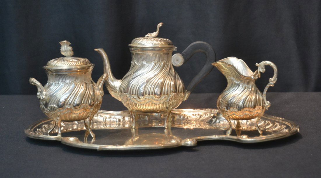 REPOUSSE STERLING SILVER TEA SET WITH TRAY: 14" x 10" , 41ozt