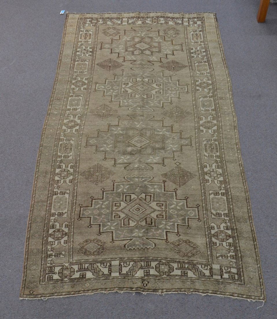 TURKISH RUG - 5' x 7' 9": TURKISH RUG - 5' x 7' 9"