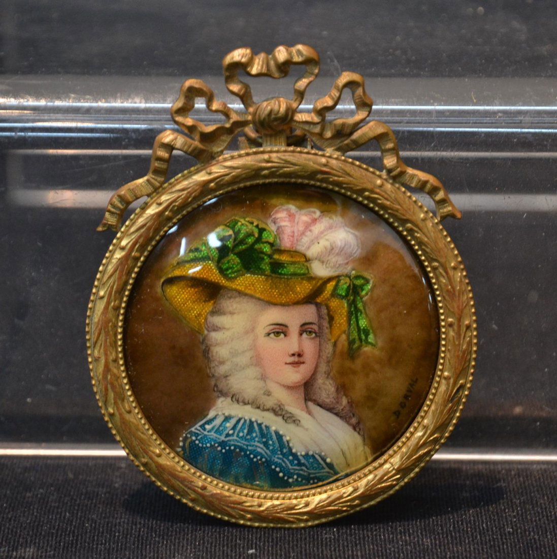 MINIATURE HAND PAINTED ENAMEL PORTRAIT (1 of 6)