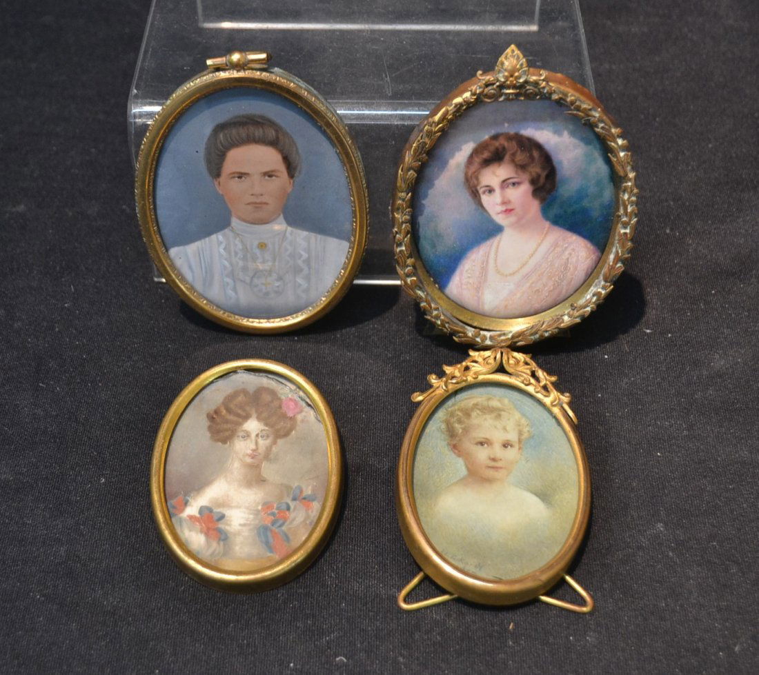 (4) MINIATURE PORTRAITS OF WOMEN & CHILD (1 of 8)