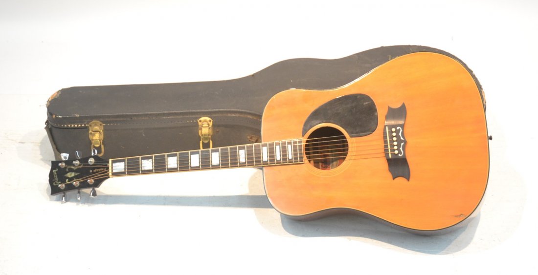 CUSTOM GIBSON HERITAGE GUITAR: 16-40" (CHIP ON WOOD, has crack behind the tuning board ) serial # A11303