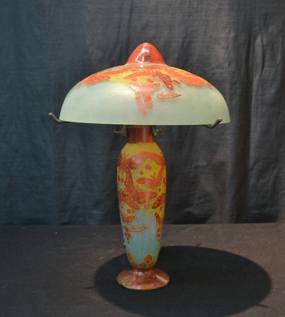 CHARDER OVERLAY CAMEO GLASS LAMP WITH: BUTTERFLIES - 13" x 18 1/2" (CONTEMPORARY)