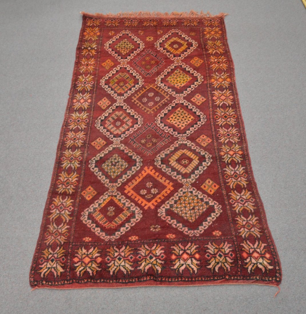 5' x 9' 11" MOROCCAN RUG: 5' x 9' 11" MOROCCAN RUG