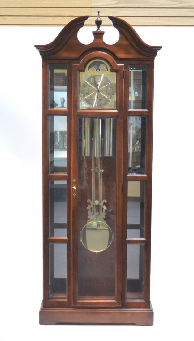 HOWARD MILLER GRANDFATHER CLOCK CURIO Jun 28, 2016 Echoes