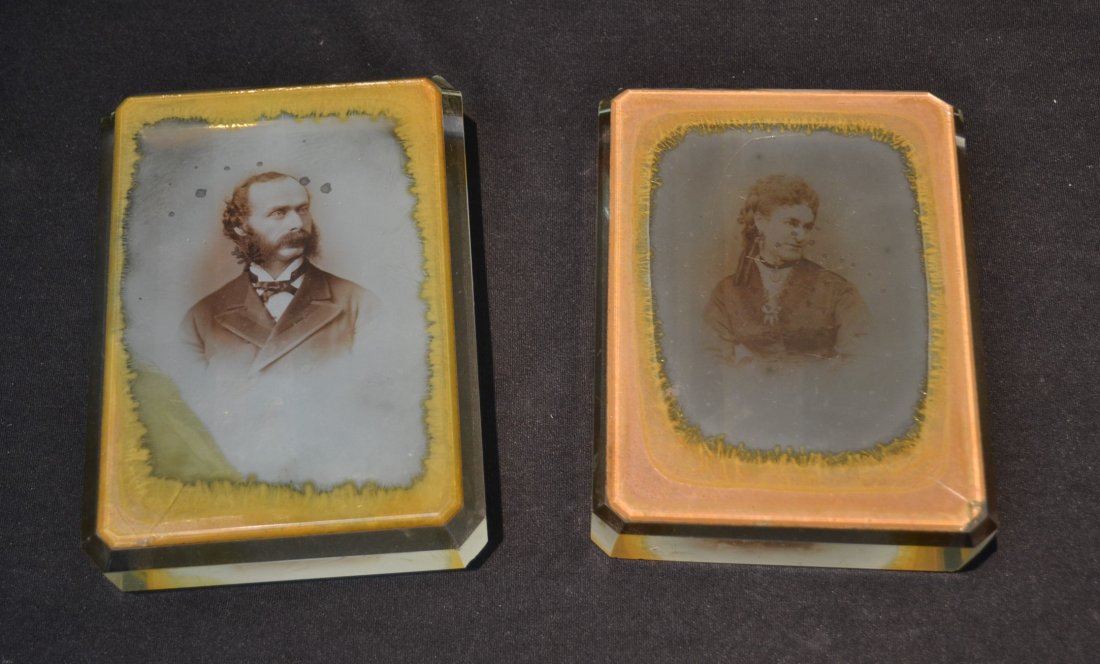 (Pr) GLASS PAPERWEIGHTS WITH DEGEURROTYPE (1 of 8)