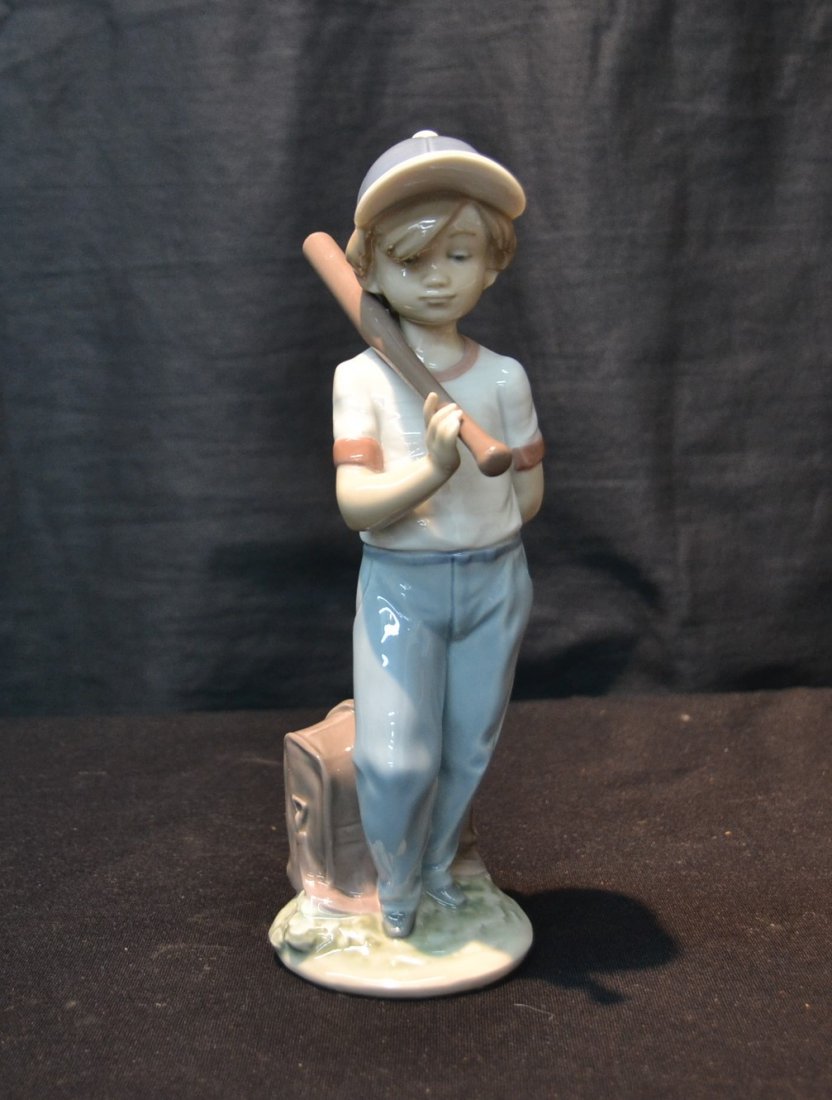 LLADRO BOY WITH BASEBALL BAT , 7610 ; 8 1/2" T