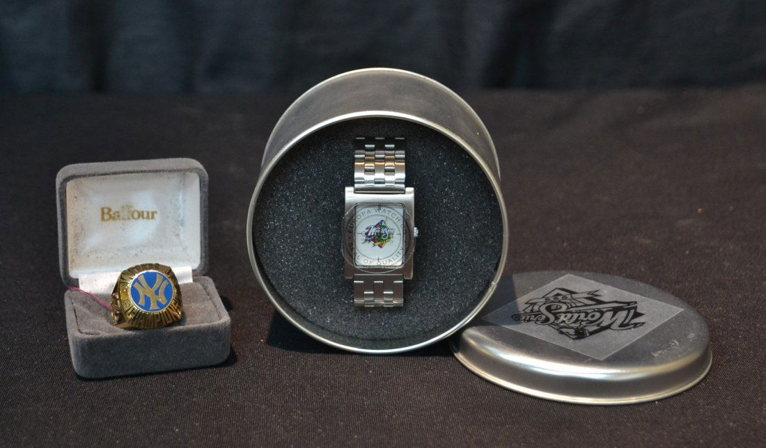 1998 GOLD PLATED WORLD SERIES RING & 1999 YANKEES: WORLD SERIES WATCH