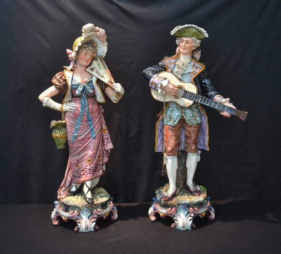 (pr) Very Large Majolica Man & Woman Figures