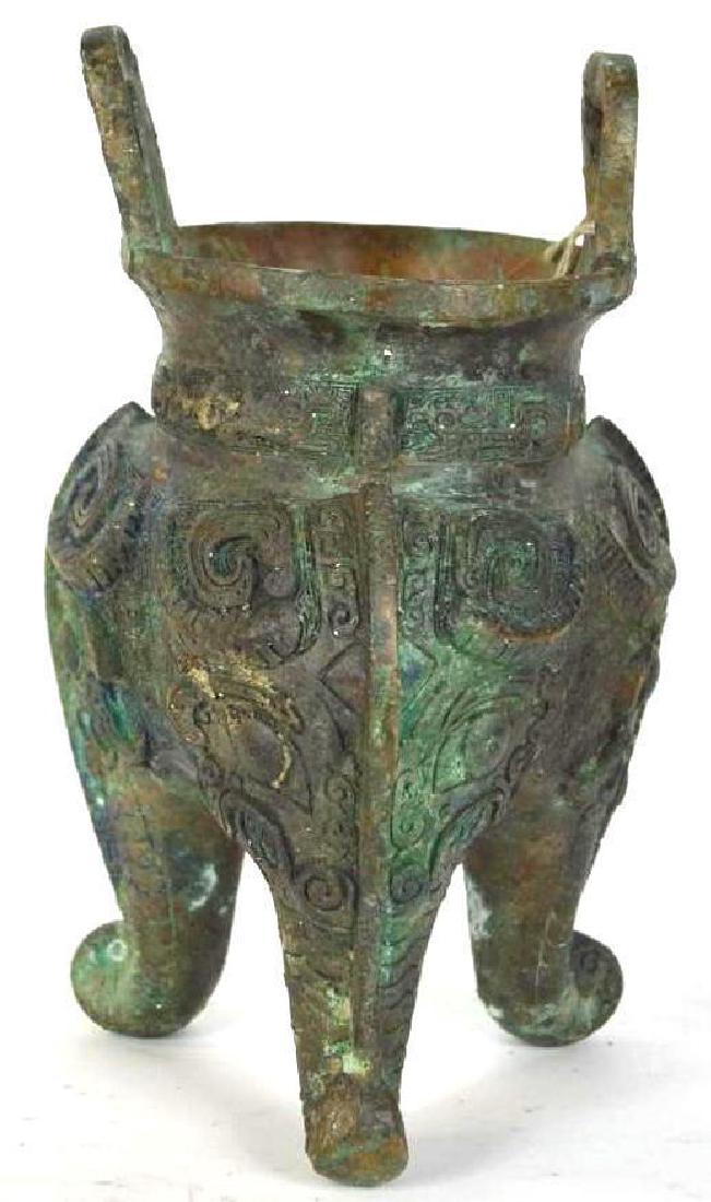 Chinese Bronze Tripod vessel (1 of 9)