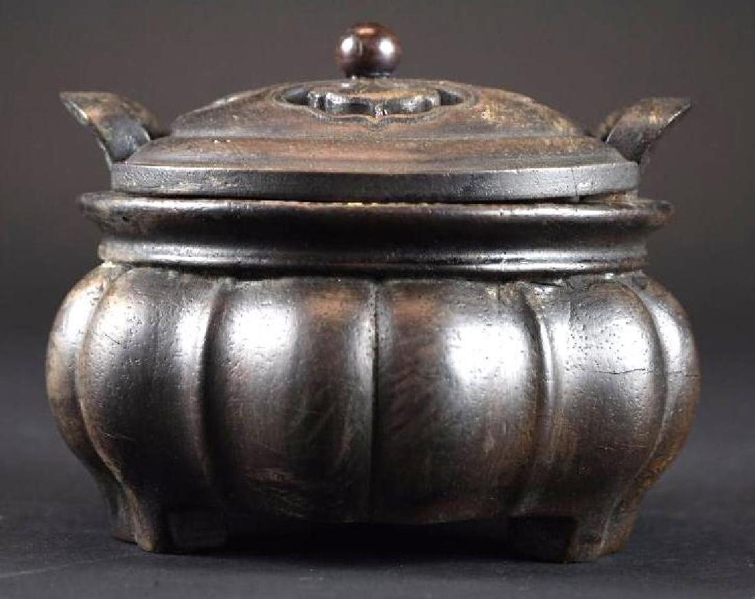 Chinese Lidded Censer: Chinese Lidded Censer; Diameter: 4 inches