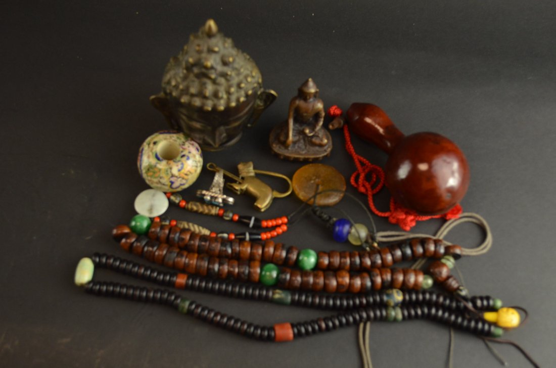 Various Chinese Items (1 of 11)