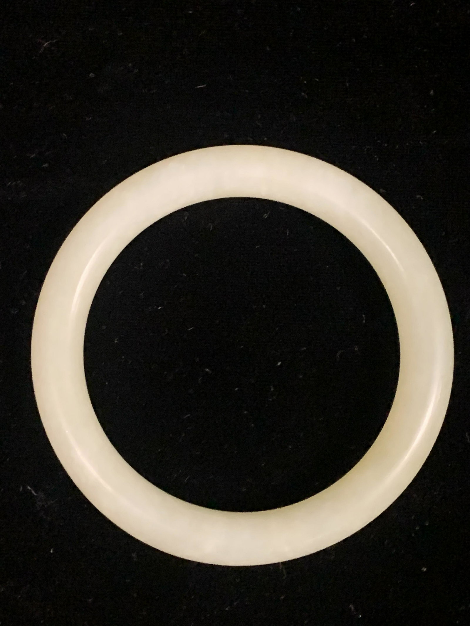 Smooth Jade Bangle Bracelet (1 of 3)