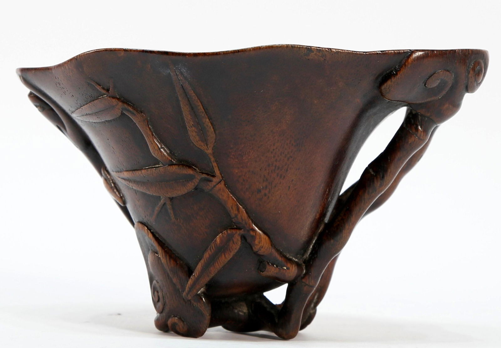 An Ingenious Eaglewood Cup - 3