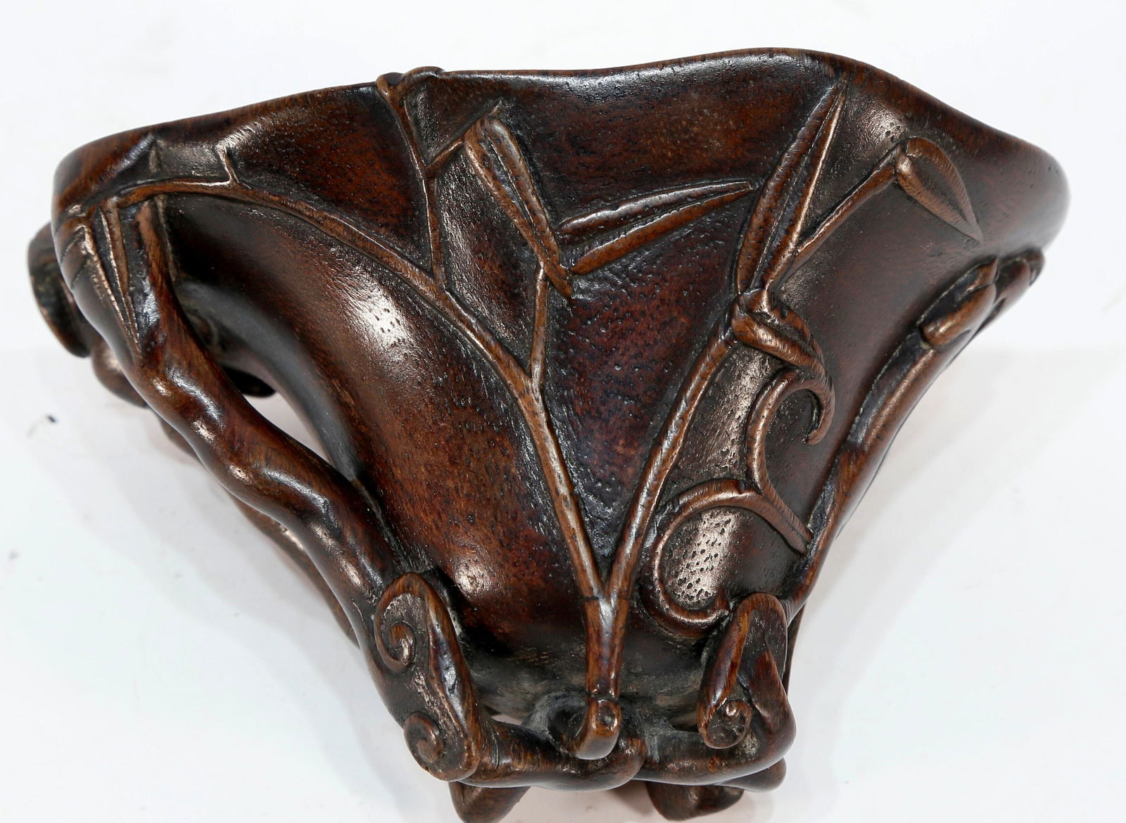 An Ingenious Eaglewood Cup - 6