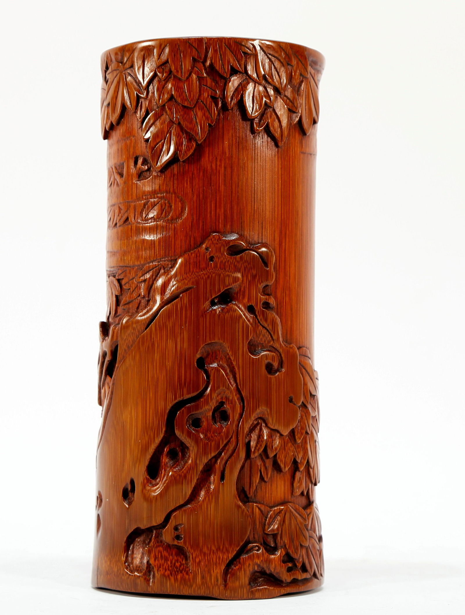 A Glamorous bamboo Brush Pot - 3