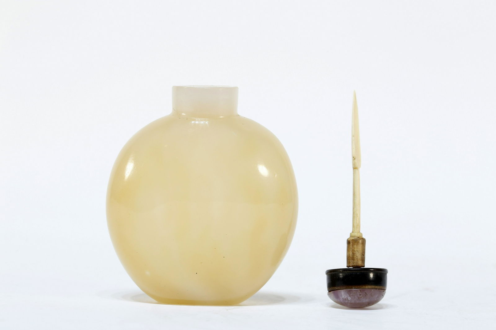 A Meticulous agate snuff bottle - 5