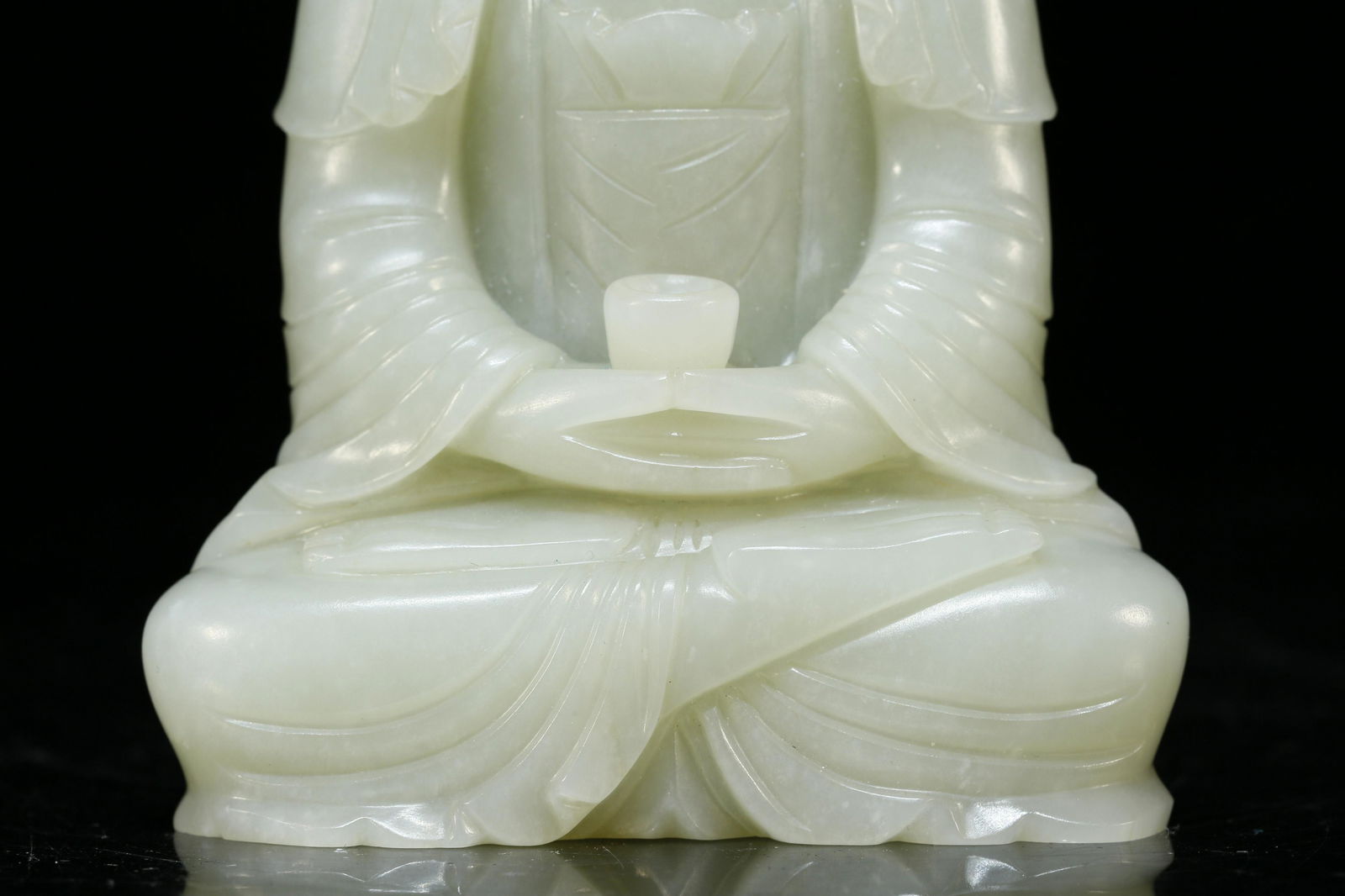 A White Jade 'Buddha' Ornament - 3