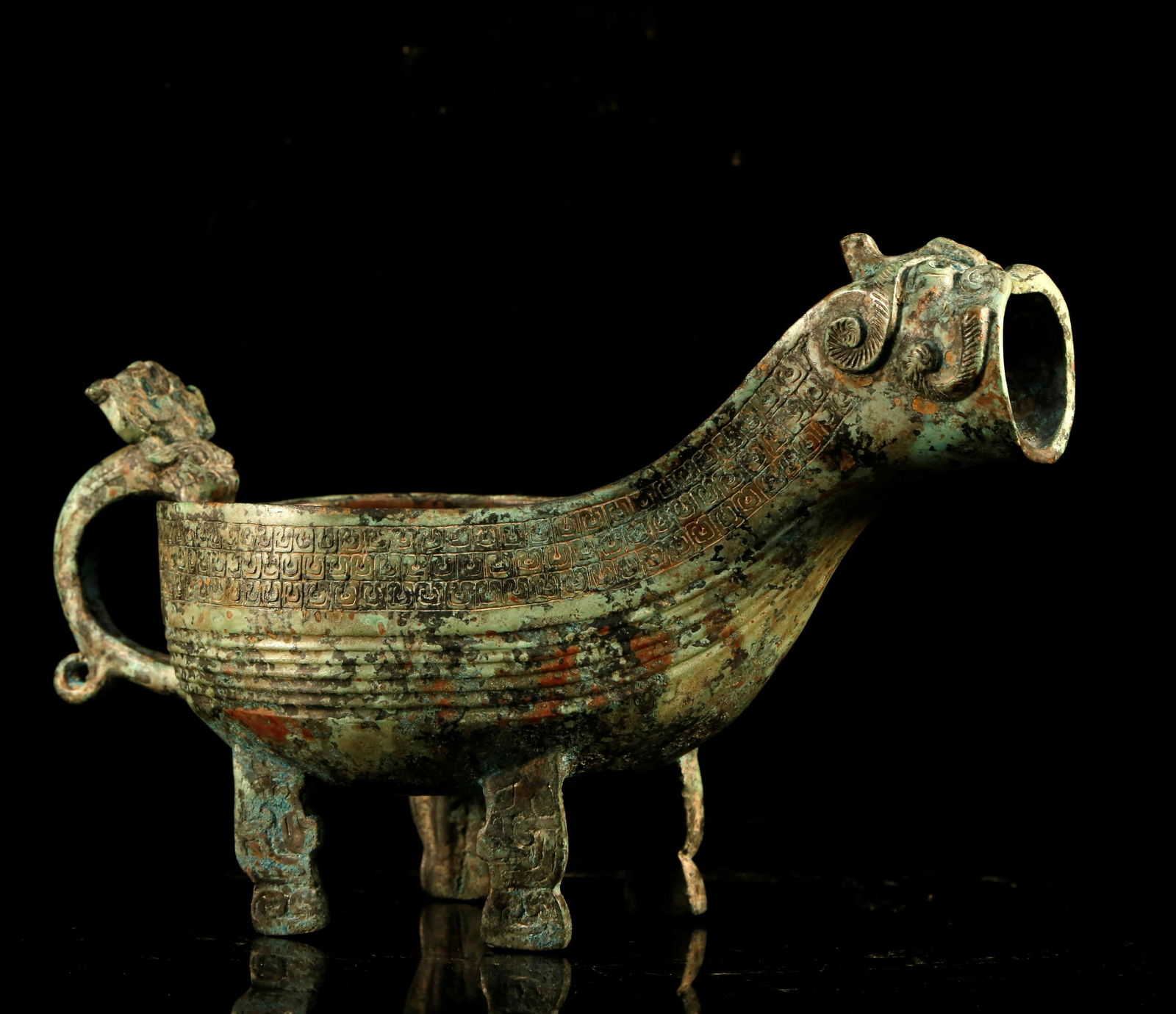 An Exquisite Bronze Three-legged Wine Cup. - 2