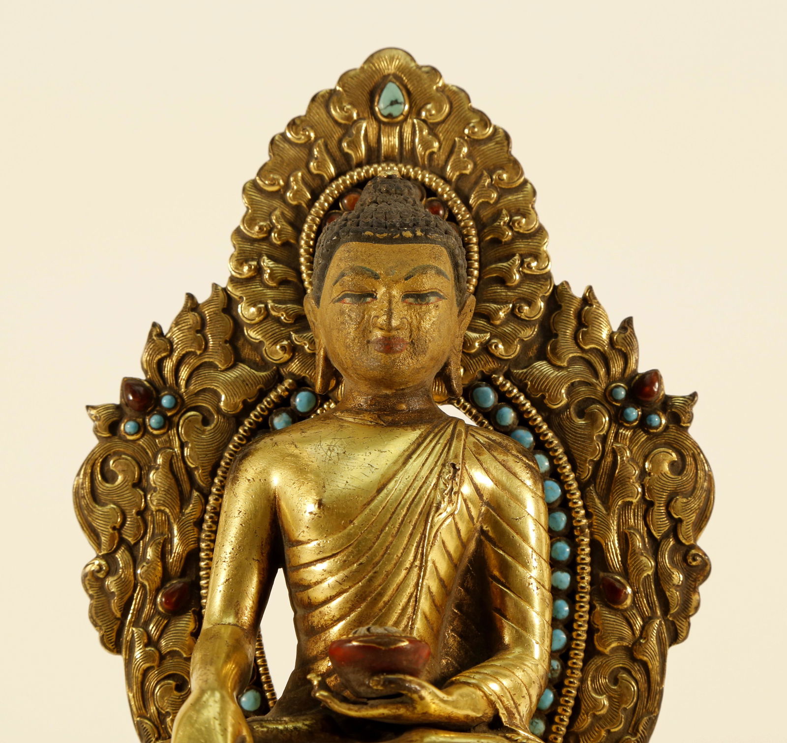 An Immense Gilt Bronze Backscreen Sakyamuni - 2