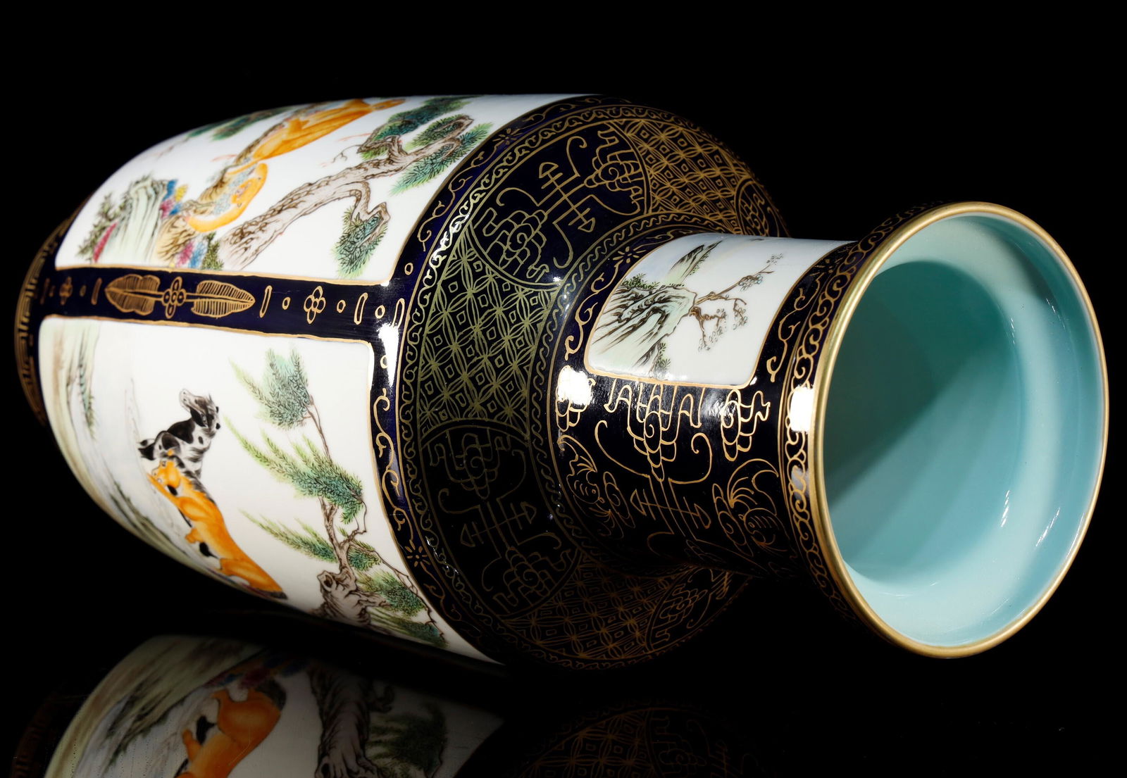 A Superb Baltic-Blue Animals Vase - 8