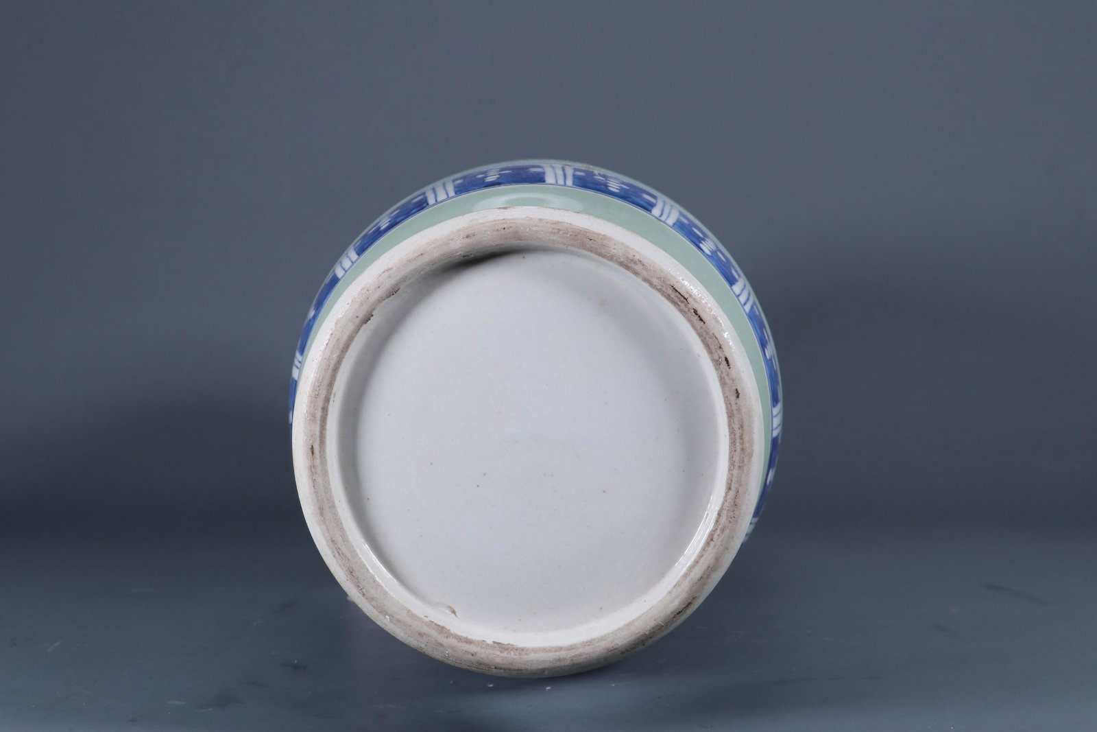 A Light-Blue Glazed Figure Mallet Vase - 10