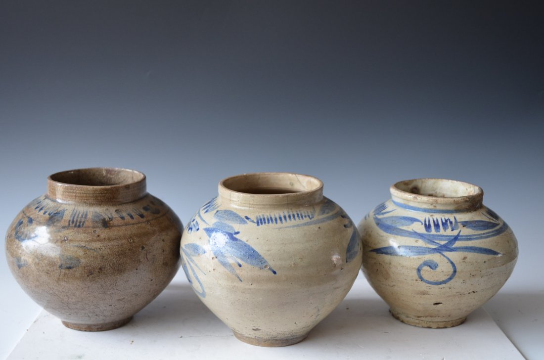 Three Antique Korean Blue&White Porcelain Vases: Three Antique Korean Blue&White Porcelain Vases D: 7.25 Inches ( the largest)