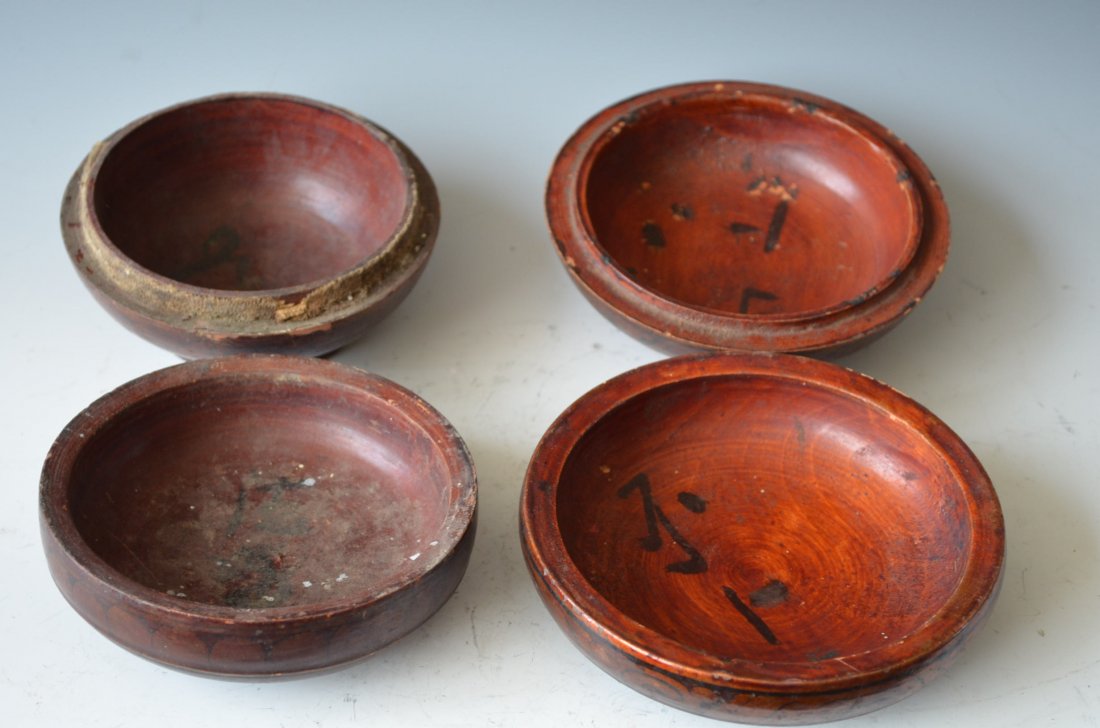 Chinese Lacquer Round Plates Two Pieces - 6