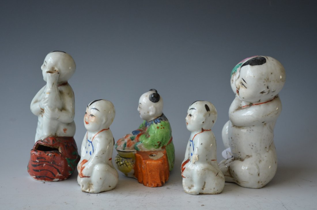 Chinese Porcelain Figuresm Five Pieces - 2