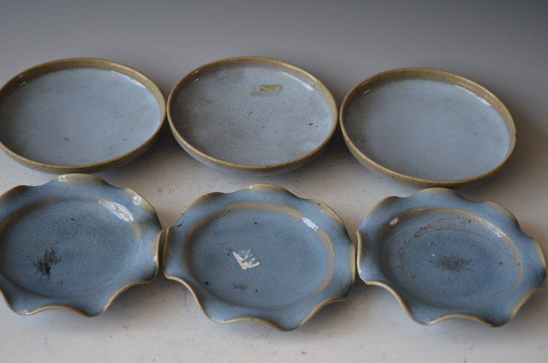 Chinese Porcelain Wares Six Pieces