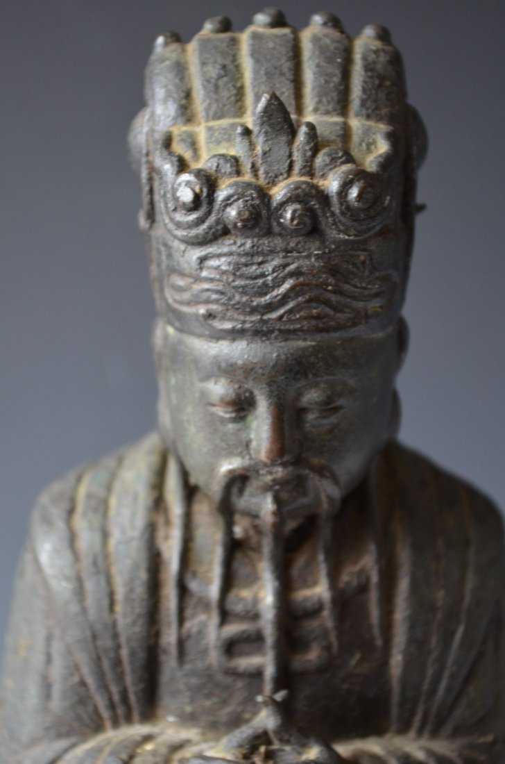 Chinese Bronze Model of a Seated Chinese Nobelman - 2