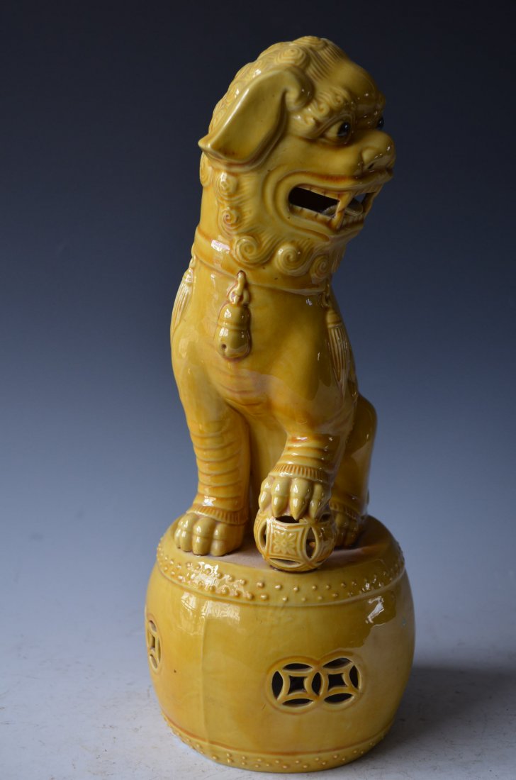 Chinese Yellow Glazed Foo Lion - 2