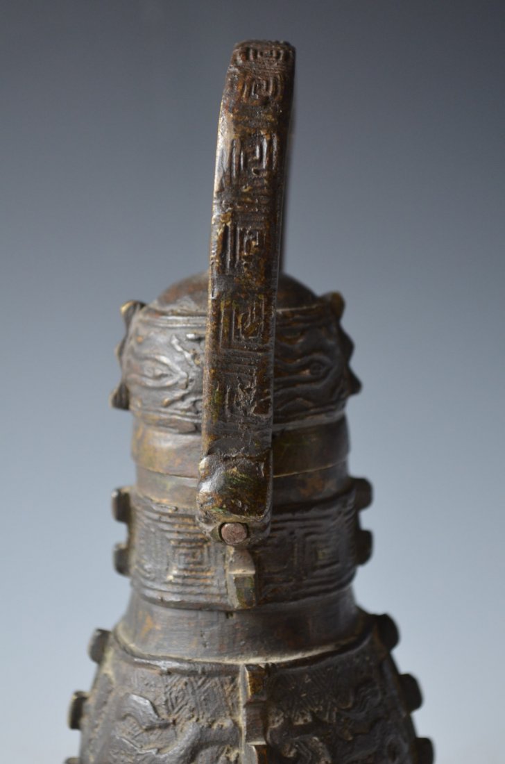 Small Chinese Bronze Archaic Style Lidded Food Vessel - 4