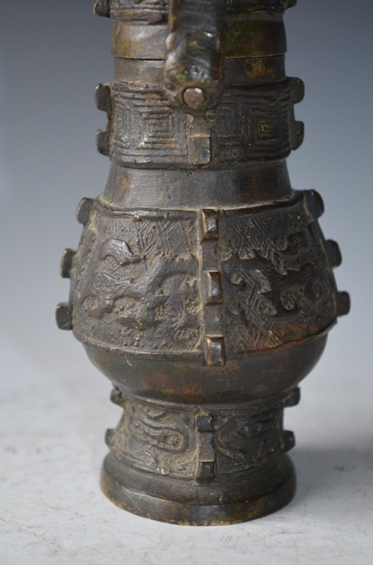 Small Chinese Bronze Archaic Style Lidded Food Vessel - 5