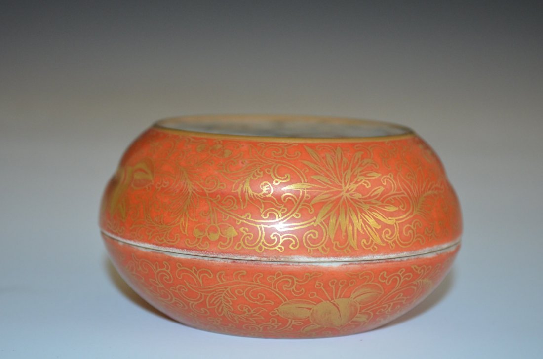 Chinese Red Ground Gold Gilt Decorated Porcelain Box