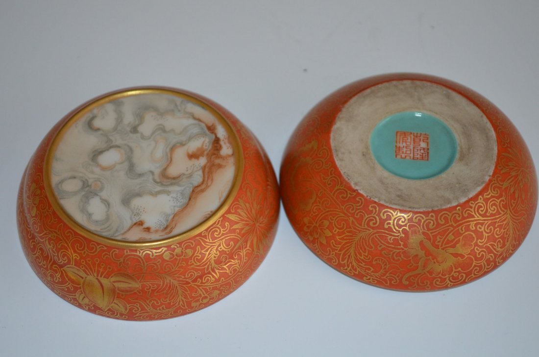 Chinese Red Ground Gold Gilt Decorated Porcelain Box - 4