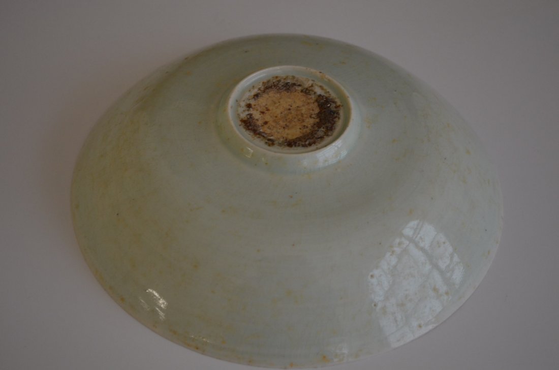Chinese Southern Song Pale Celadon Glazed Porcelain Bow - 4