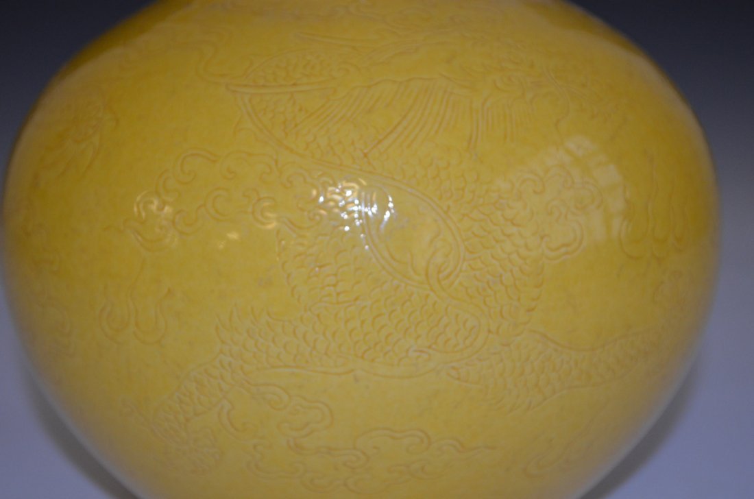 Chinese Yellow Glazed Porcelain Dragon Bottle Vase - 3
