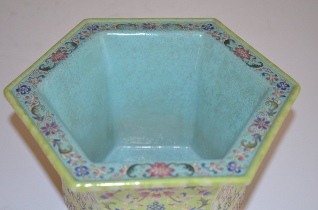 Chinese Famille Rose Porcelain Hexoganol Bowl - 3