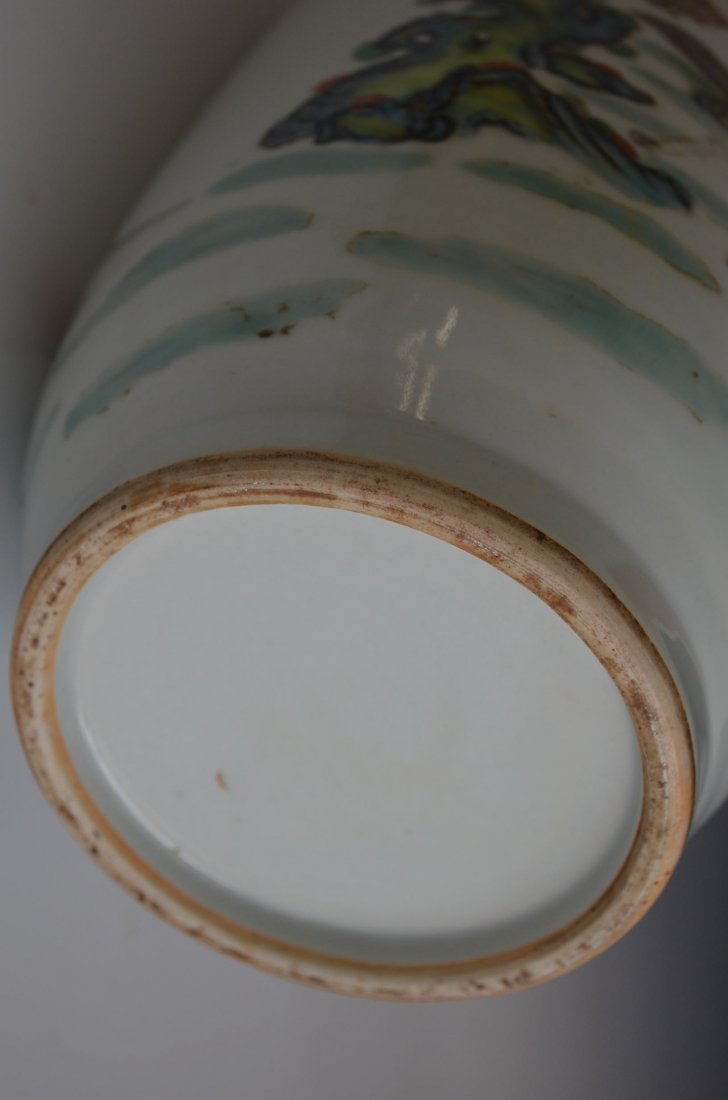 Large Chinese Famille Rose Porcelain Warrior Vase - 10